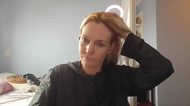 Annylove1 online show from May 4, 12:08 pm