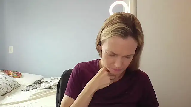 Annylove1 online show from February 5, 10:55 am