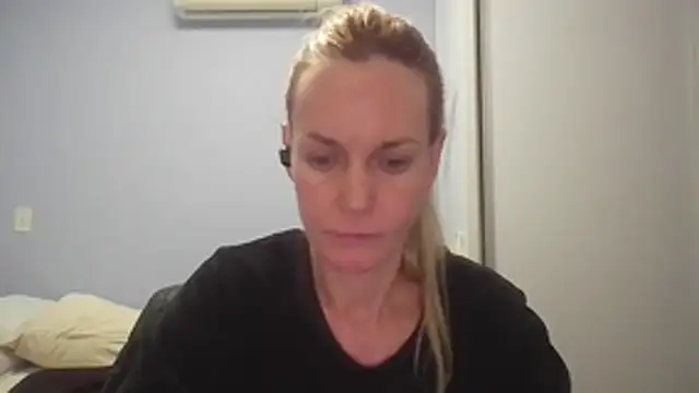 Annylove1 online show from May 24, 12:54 am
