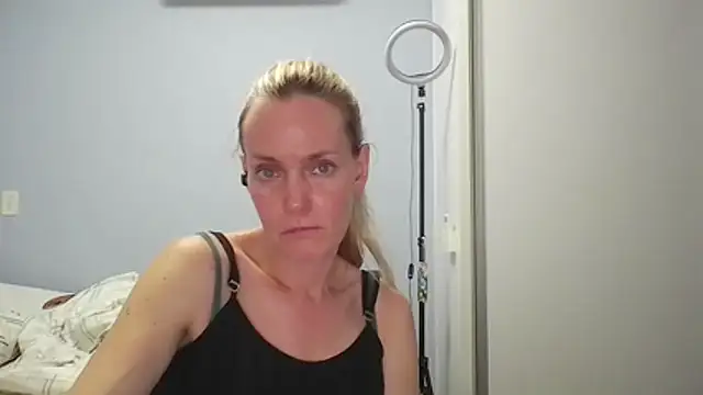 Annylove1 online show from February 15, 1:17 am