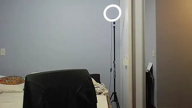 Annylove1 online show from February 26, 12:27 pm