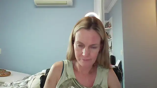 Annylove1 online show from February 9, 4:49 pm