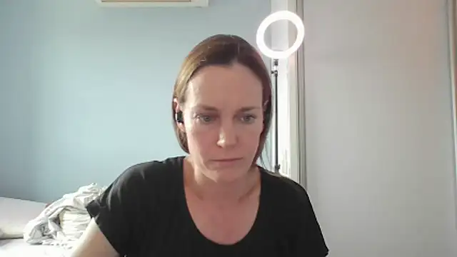 Annylove1 online show from December 15, 3:51 pm