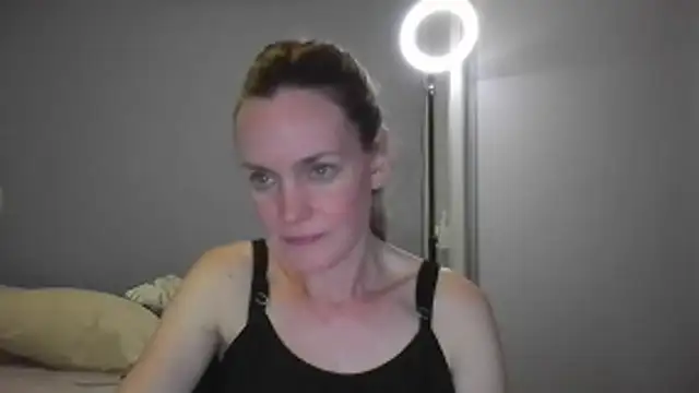 Annylove1 online show from December 15, 12:27 am