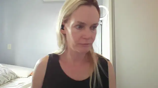 Annylove1 online show from February 16, 7:01 pm