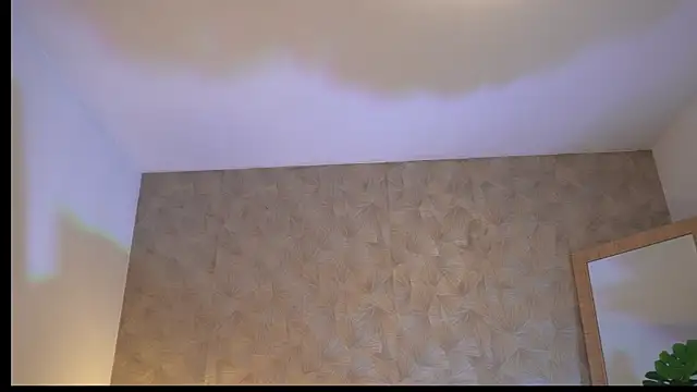 Snapshot of KalaBeckett_ chatting on August 7, 10:54 am KalaBeckett online show from August 7, 10:54 am