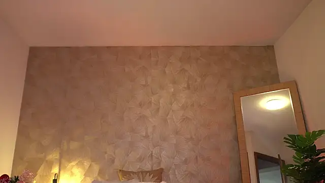 Snapshot of KalaBeckett_ chatting on June 21, 12:44 pm KalaBeckett online show from June 21, 12:44 pm