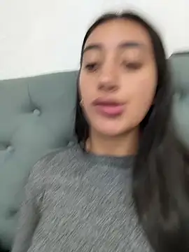 Hannahoff online show from March 12, 4:18 am