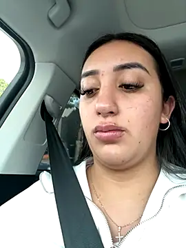 Hannahoff online show from December 20, 8:22 pm