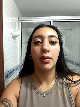 Hannahoff online show from November 30, 12:44 am