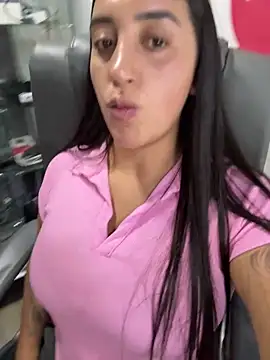 Hannahoff online show from May 8, 1:09 am