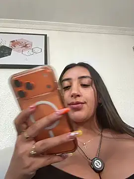 Hannahoff online show from May 22, 1:36 am
