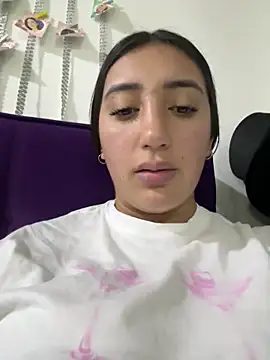 Hannahoff online show from March 14, 1:16 am