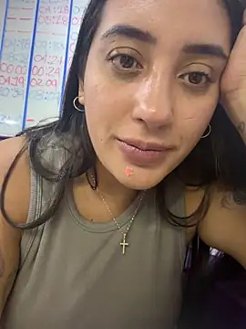 Hannahoff online show from June 2, 1:16 am