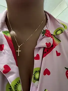 Hannahoff online show from February 10, 9:25 pm