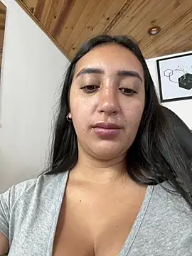 Hannahoff online show from January 28, 9:08 pm