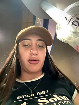 Hannahoff online show from September 29, 1:12 am