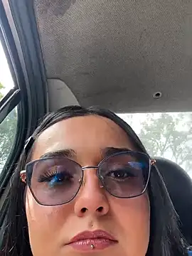 Snapshot of Danii_vg1 chatting on May 31, 5:08 pm Danii vg1 online show from May 31, 5:08 pm