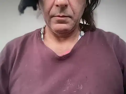 Snapshot of ALPHANDRE chatting on November 2, 5:12 am ALPHANDRE online show from November 2, 5:12 am