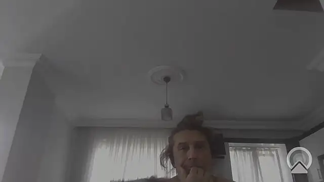 Snapshot of ALPHANDRE chatting on October 5, 8:16 am ALPHANDRE online show from October 5, 8:16 am