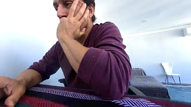 Snapshot of ALPHANDRE chatting on November 14, 7:34 am ALPHANDRE online show from November 14, 7:34 am