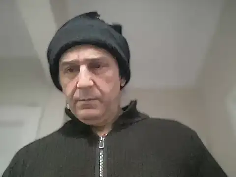 Snapshot of ALPHANDRE chatting on January 18, 8:29 am ALPHANDRE online show from January 18, 8:29 am