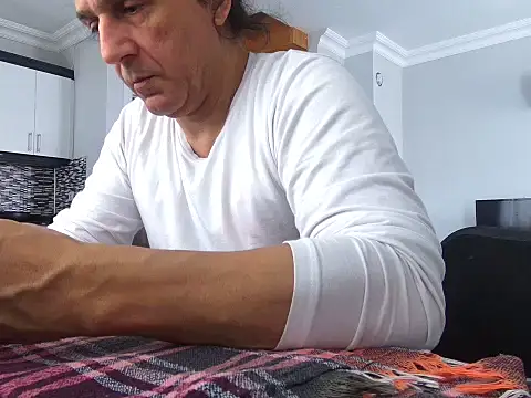 ALPHANDRE online show from April 3, 7:15 am