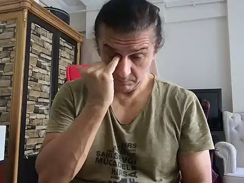 Snapshot of ALPHANDRE chatting on September 9, 6:01 am ALPHANDRE online show from September 9, 6:01 am