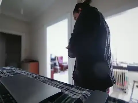 Snapshot of ALPHANDRE chatting on February 24, 10:16 am ALPHANDRE online show from February 24, 10:16 am