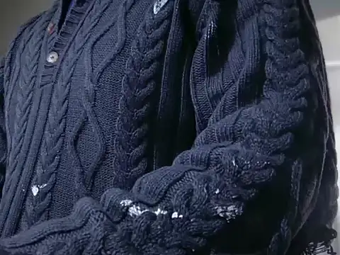 Snapshot of ALPHANDRE chatting on February 11, 8:36 am ALPHANDRE online show from February 11, 8:36 am