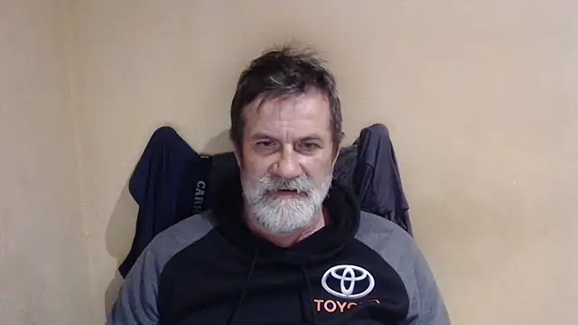 Snapshot of AlexNudo chatting on October 16, 8:39 pm AlexNudo online show from October 16, 8:39 pm