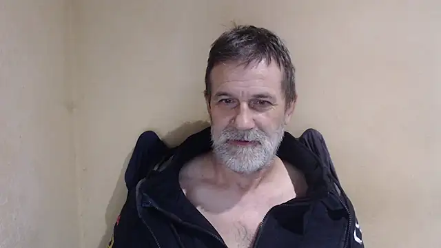 Snapshot of AlexNudo chatting on September 24, 7:26 am AlexNudo online show from September 24, 7:26 am