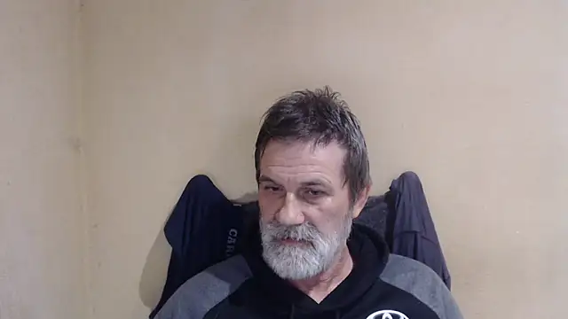 Snapshot of AlexNudo chatting on October 10, 8:48 am AlexNudo online show from October 10, 8:48 am