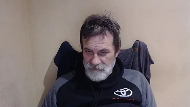Snapshot of AlexNudo chatting on October 19, 10:45 pm AlexNudo online show from October 19, 10:45 pm