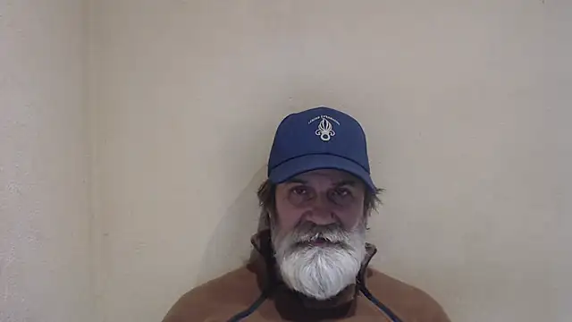 Snapshot of AlexNudo chatting on February 15, 2:44 pm AlexNudo online show from February 15, 2:44 pm