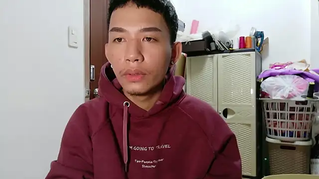 Snapshot of xlovercum chatting on February 10, 4:11 am xlovercum online show from February 10, 4:11 am