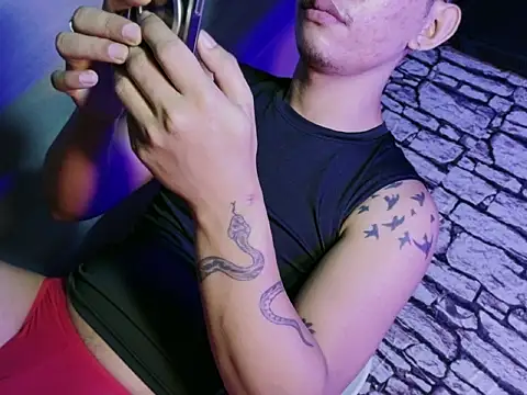 xlovercum online show from April 9, 12:34 am