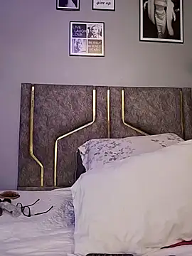 haileystone online show from February 15, 12:26 pm