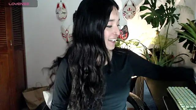 cat salo online show from March 27, 11:38 pm