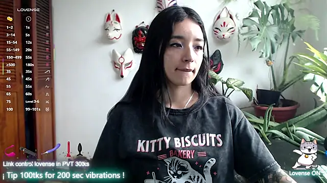 cat salo online show from May 11, 2:18 pm