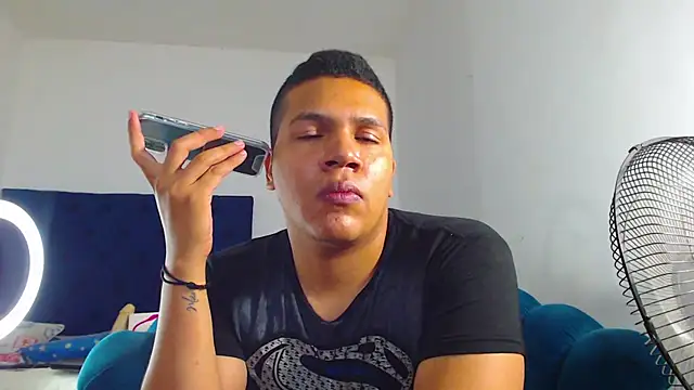 StevanHouston online show from January 22, 5:06 pm