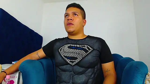 StevanHouston online show from February 5, 4:37 am