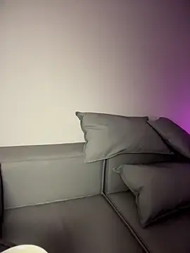 Snapshot of Im_sophiie chatting on February 26, 6:46 am Im sophiie online show from February 26, 6:46 am