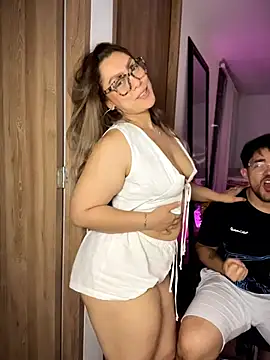 Im sophiie online show from March 27, 8:26 am