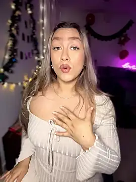 Snapshot of Im_sophiie chatting on January 9, 6:09 am Im sophiie online show from January 9, 6:09 am