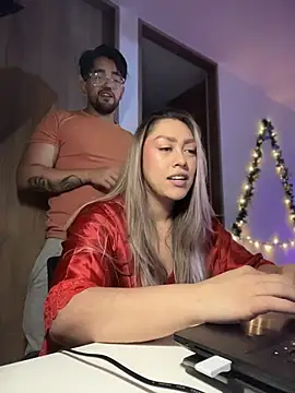 Im sophiie online show from December 2, 6:37 am