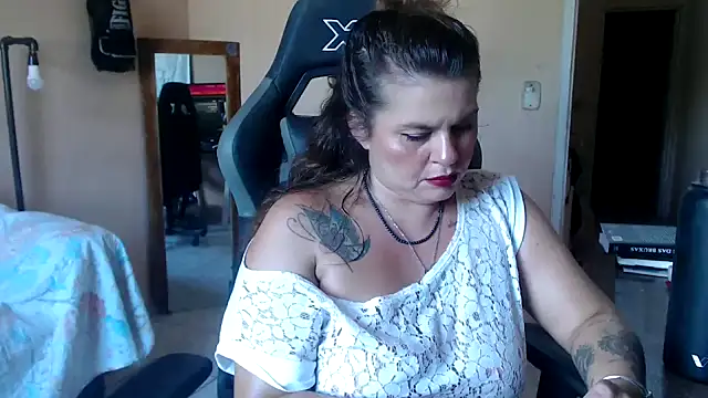 OliviaRojas online show from April 17, 3:26 pm