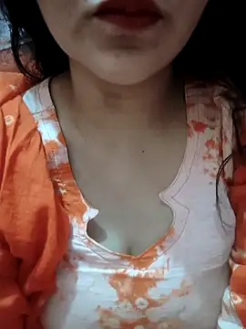 Scholl girl143 online show from May 8, 7:56 am
