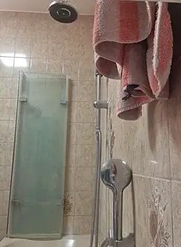 Snapshot of schlecker66 chatting on September 24, 4:41 am schlecker66 online show from September 24, 4:41 am