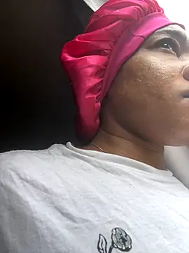 Snapshot of _yisela_ chatting on November 21, 3:33 pm yisela online show from November 21, 3:33 pm